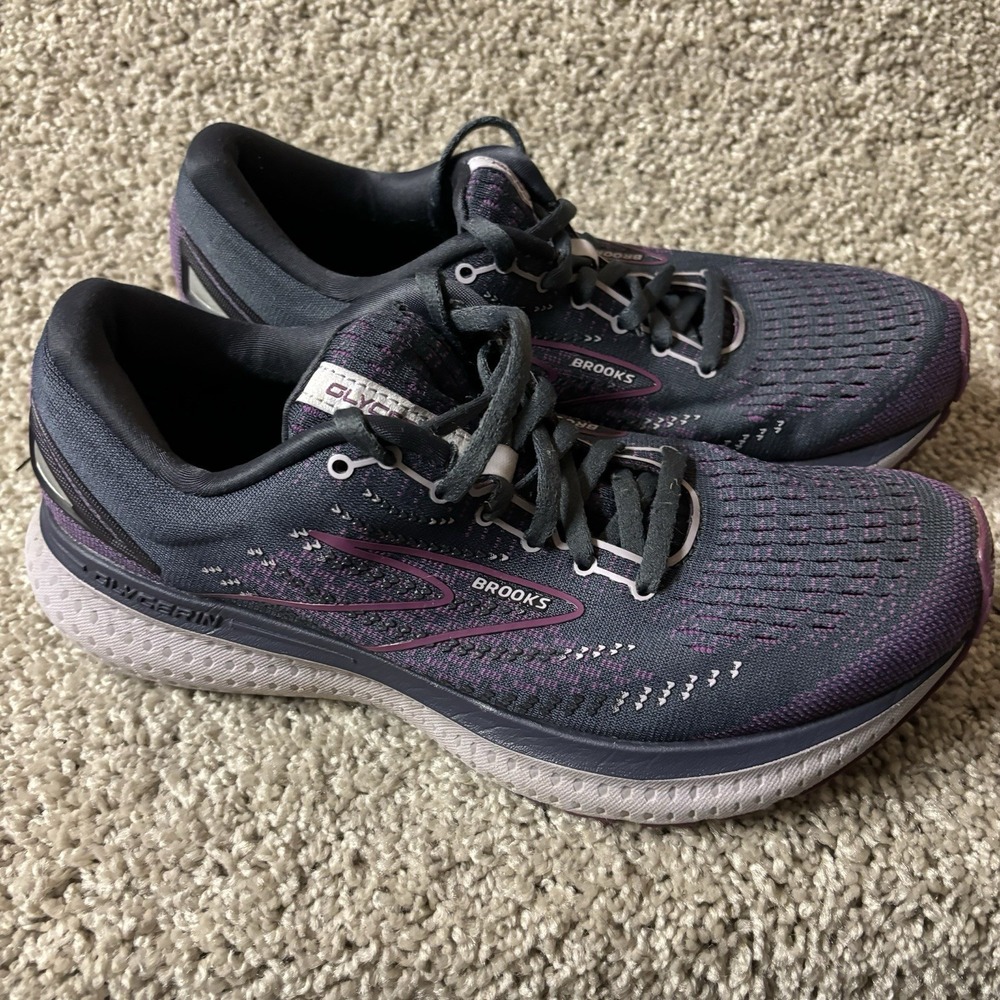 Brooks Women's Running Shoes - Black and Purple